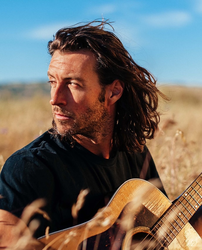 Roger Clyne & The Peacemakers